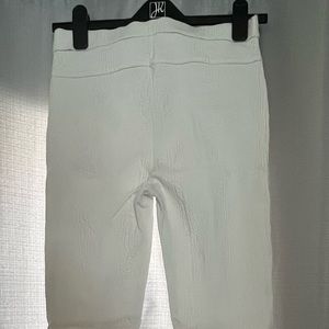 Joseph Robkoff women’s white pants